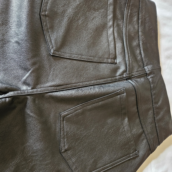 SPANX - Picture 2 of 4